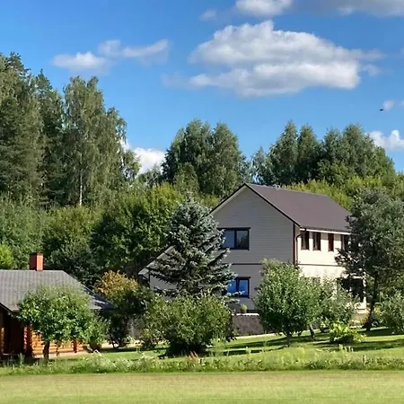 Anni Puhkebaas Meeliku