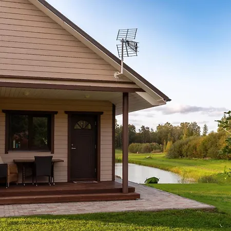 Anni Puhkebaas * Meeliku