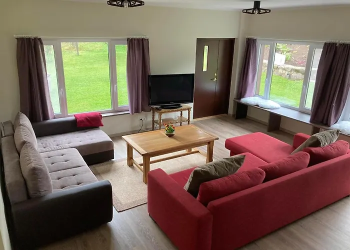 Anni Puhkebaas Meeliku