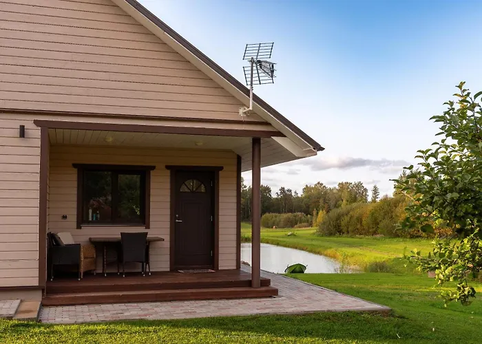 Anni Puhkebaas * Meeliku